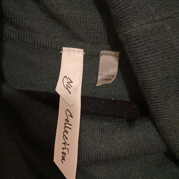 NY Collection Sweater - Picture 2 of 7